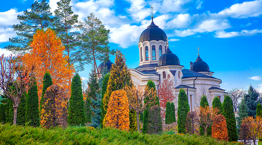 Saklı Ülkelerin İzinde Vizesiz Moldova Turu Noel Pazarları Özel GEN001